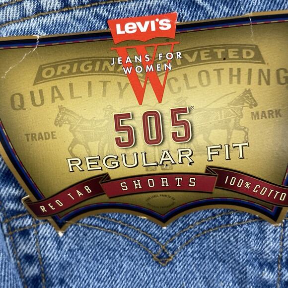 VTG Levi’s 505 Regular Fit Bermuda Denim Shorts Women’s Size 7 Medium Wash New - Picture 4 of 12